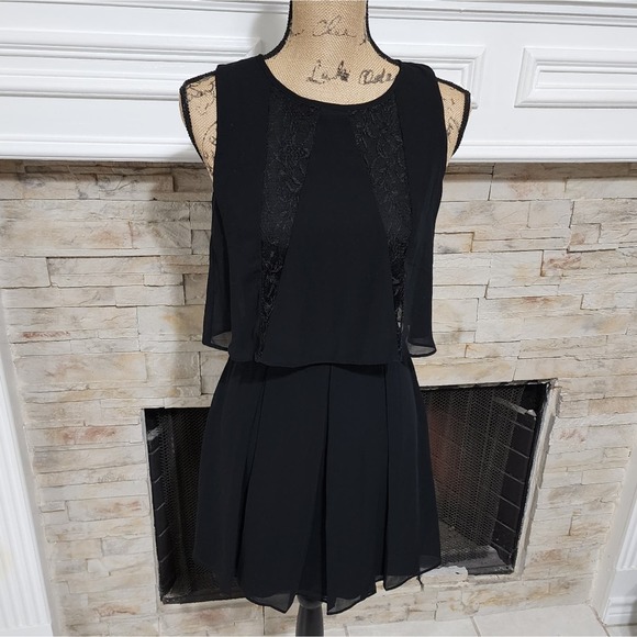 BCBGenerationLittle Black Dress Lace Detail Sleeveless Party Cocktail Dress - Picture 7 of 9